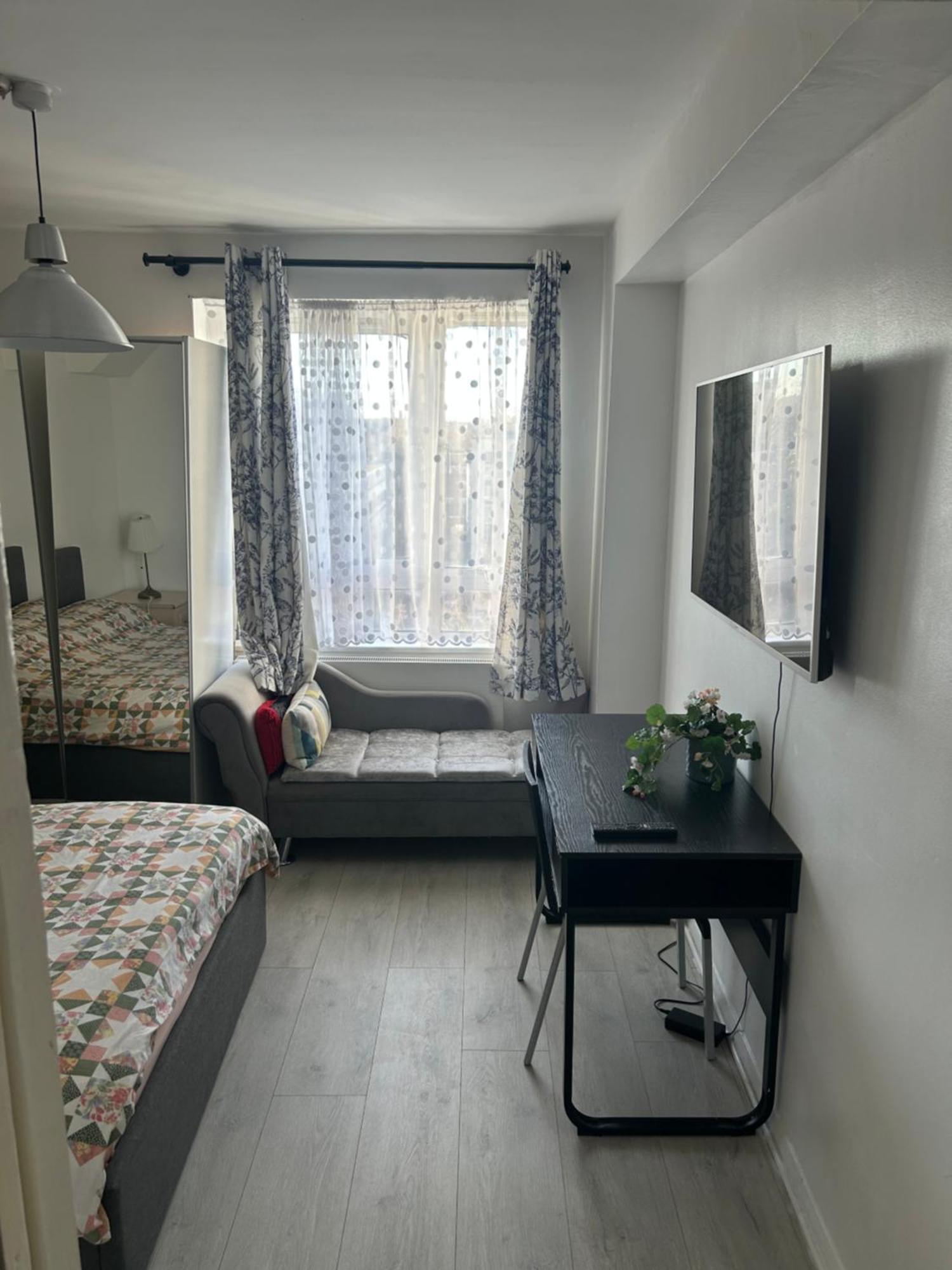 Cosy 2-Bedroom Flat In Finsbury Park, Modern, Convenient & Close To Central London! Exterior photo